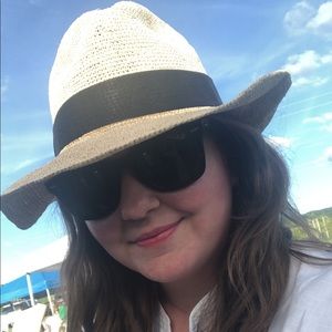 Meet your Posher, Alexandria